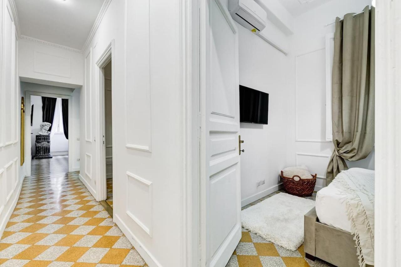 Apartment Piazza Di Spagna 72 - Your Italian Holidays Rome