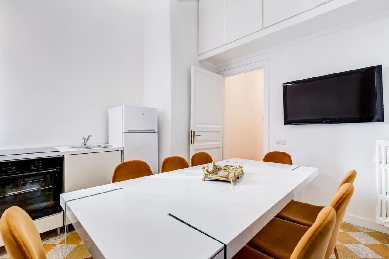 Apartment Piazza Di Spagna 72 - Your Italian Holidays Rome